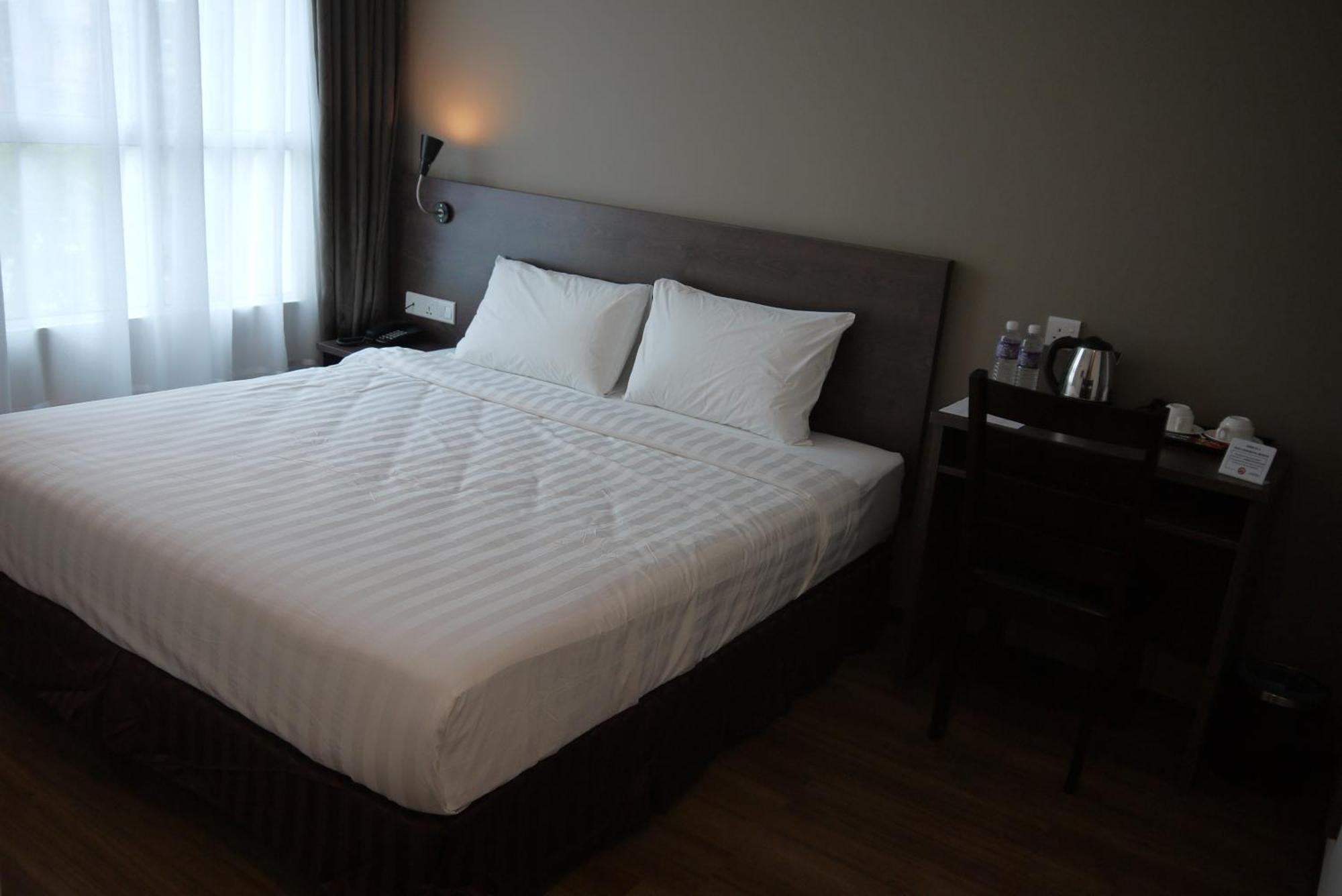 Kl Hotel ลาบวน ภายนอก รูปภาพ