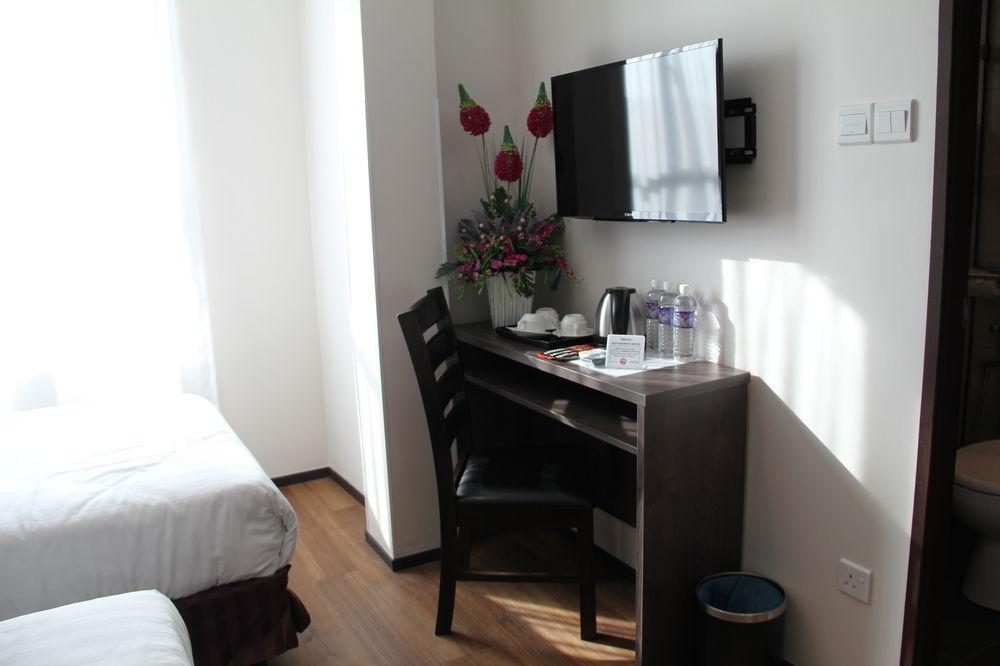 Kl Hotel ลาบวน ภายนอก รูปภาพ
