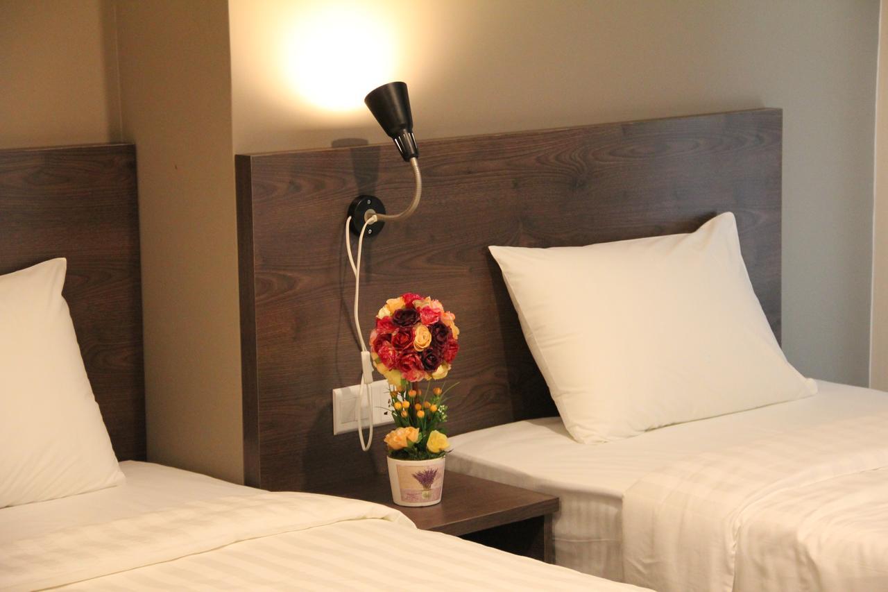 Kl Hotel ลาบวน ภายนอก รูปภาพ