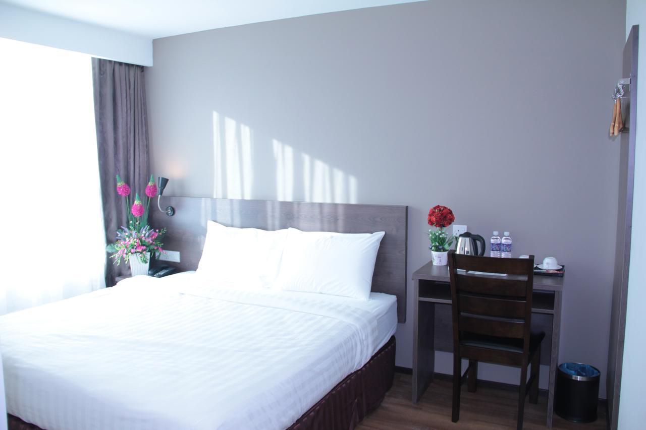 Kl Hotel ลาบวน ภายนอก รูปภาพ