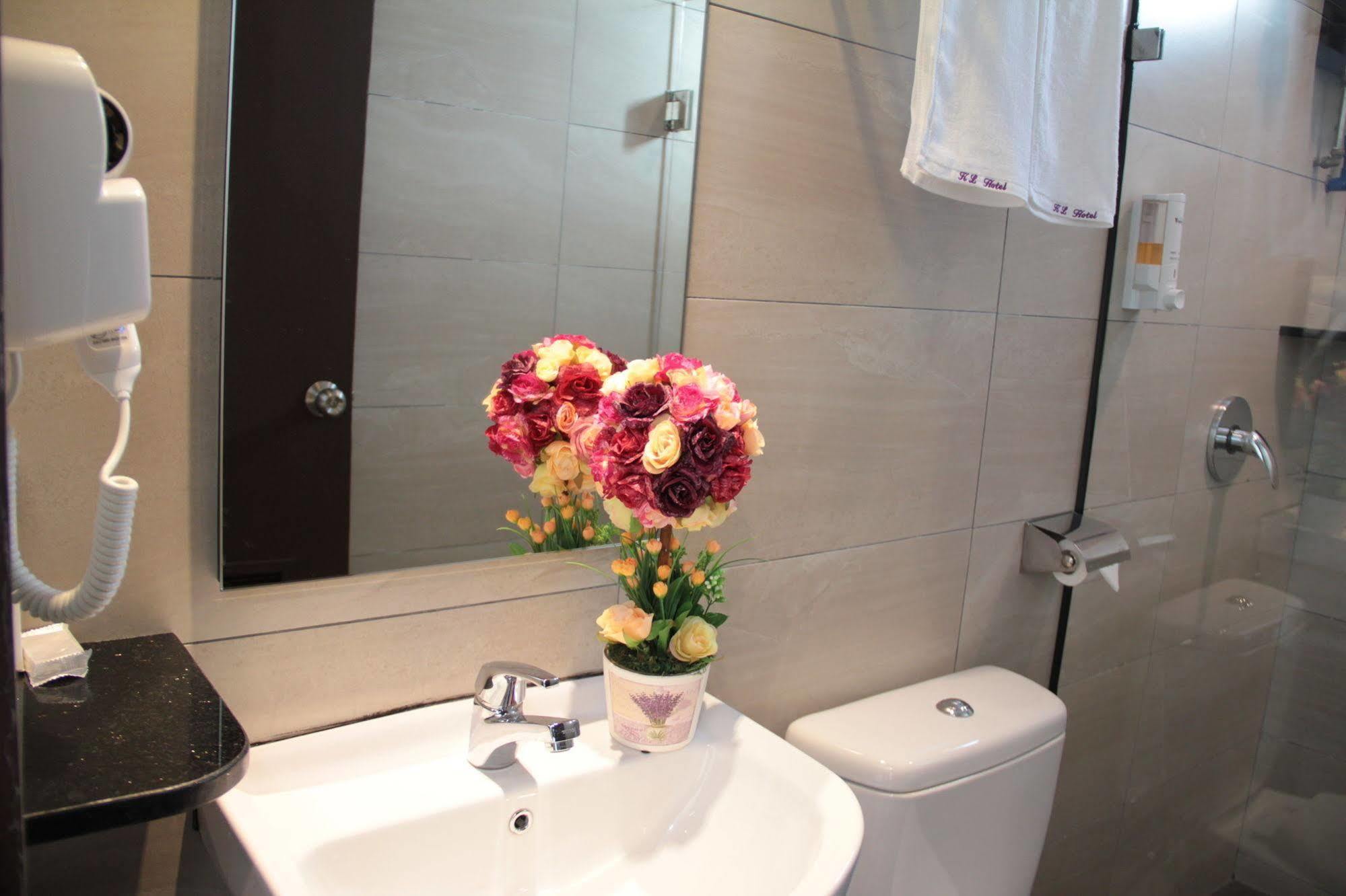 Kl Hotel ลาบวน ภายนอก รูปภาพ