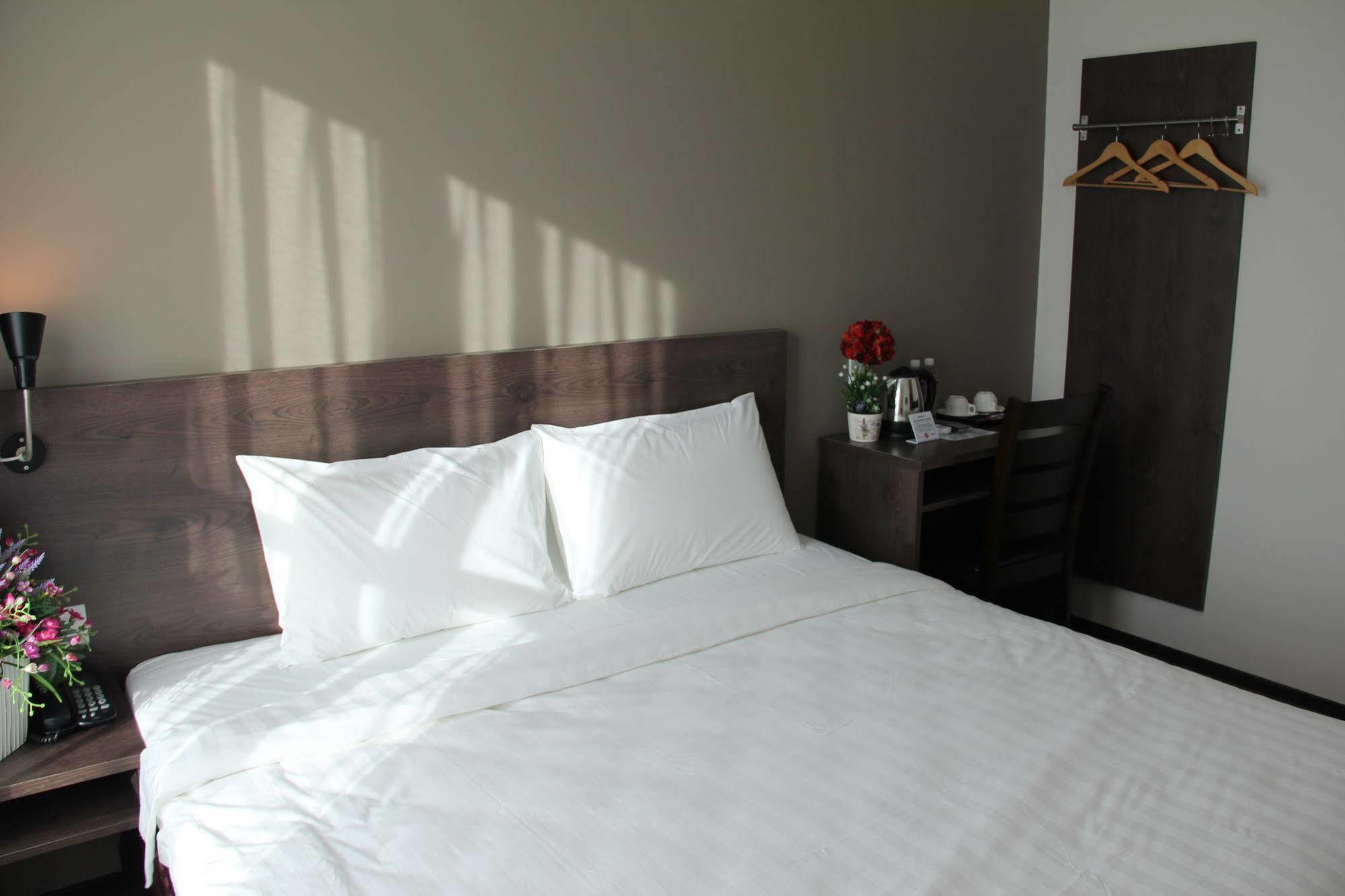 Kl Hotel ลาบวน ภายนอก รูปภาพ